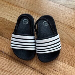 Children's Black and White Slide slides